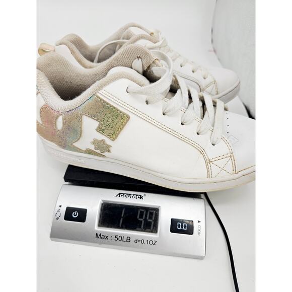 DC Court Graffik White Iridescent Rainbow Logo Skate Sneaker Shoe Women's Size 9 - Picture 10 of 10